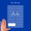 Рука рядом с диаграммой листа формата A4 с сеткой и надписью «97 × 37 мм»?