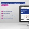 Изображение отображает информацию о программном обеспечении Avery Design & Print, демонстрируя шаги для простого создания, включая ввод кода программного обеспечения, выбор или создание дизайна и печать с использованием слияния почты.