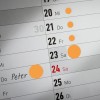 Изображение показывает страницу календаря с датами с 17 по 30, выделяя события 20, 21, 22 и 24, включая имя "Петр", написанное на 24-е.